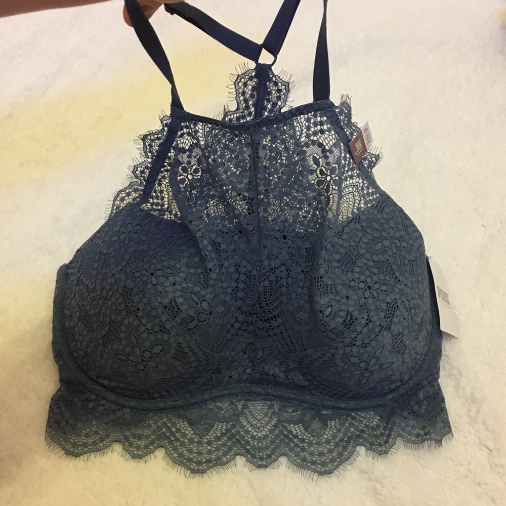 Pink Victoria’s Secret push up bra size 36dd.